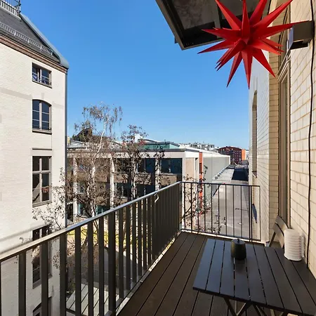 1,292 Sq Ft Historic Landmark, Checkpoint Charlie