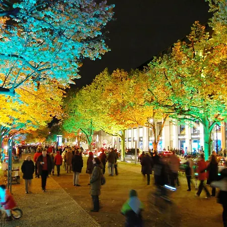 Apartamento 1,292 Sq Ft Historic Landmark, Checkpoint Charlie *