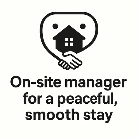 1,292 Sq Ft Historic Landmark, Checkpoint Charlie * Berlín