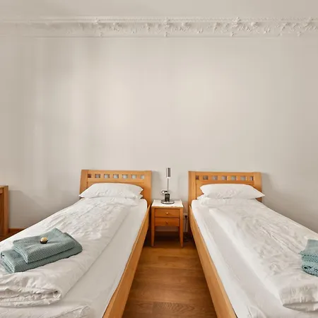 Apartment 1,292 Sq Ft Historic Landmark, Checkpoint Charlie Berlin