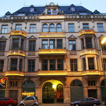 Appartement 1,292 Sq Ft Historic Landmark, Checkpoint Charlie *