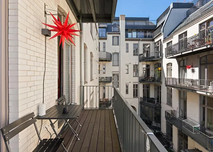 1,292 Sq Ft Historic Landmark, Checkpoint Charlie *