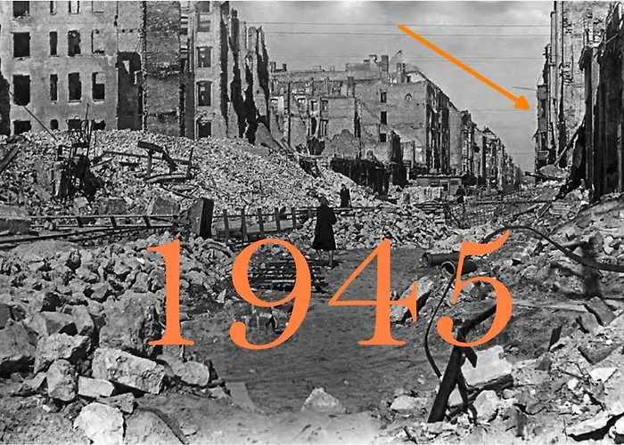 1,292 Sq Ft Historic Landmark, Checkpoint Charlie ベルリン