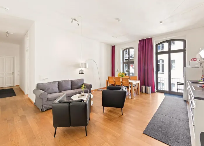 1,292 Sq Ft Historic Landmark, Checkpoint Charlie Apartamento *