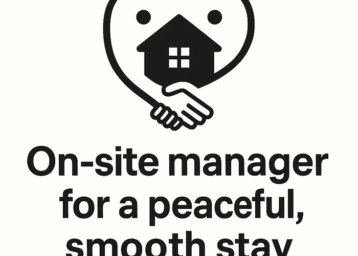 1,292 Sq Ft Historic Landmark, Checkpoint Charlie * Berlim